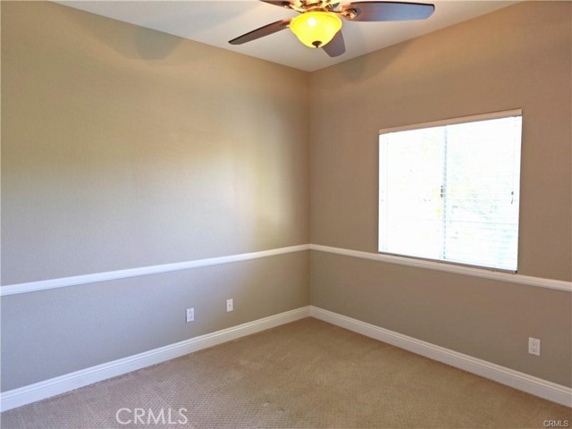 33039 Harmony Lane, Temecula CA: https://media.crmls.org/medias/8fcfd8dd-a12a-4ec2-b829-8e200a0b3e5b.jpg