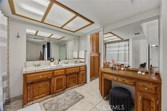 Detail Gallery Image 14 of 37 For 14825 Henderson Ave, Bakersfield,  CA 93314 - 3 Beds | 2 Baths