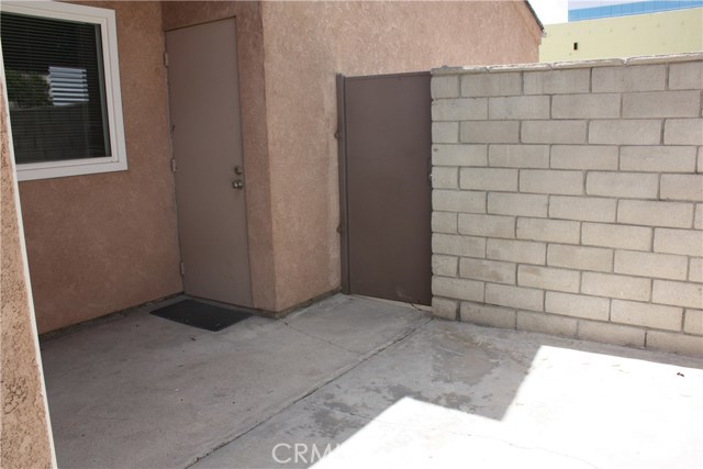 Detail Gallery Image 20 of 22 For 17041 a Ln #B,  Huntington Beach,  CA 92647 - 2 Beds | 2 Baths