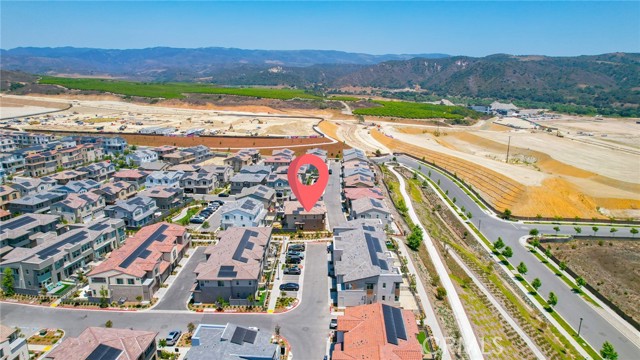 750 Cornelia Way, Rancho Mission Viejo CA: https://media.crmls.org/medias/8fd1574e-a5bc-4b10-95ad-9721e6e162d9.jpg
