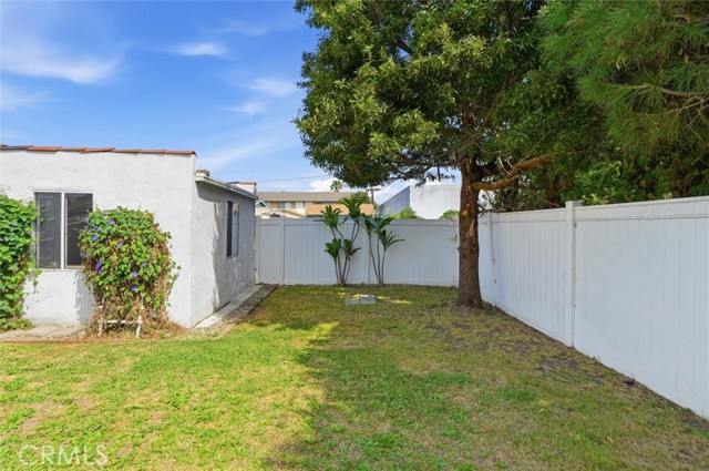 Detail Gallery Image 44 of 53 For 11916 Oxford Ave, Hawthorne,  CA 90250 - 3 Beds | 2 Baths