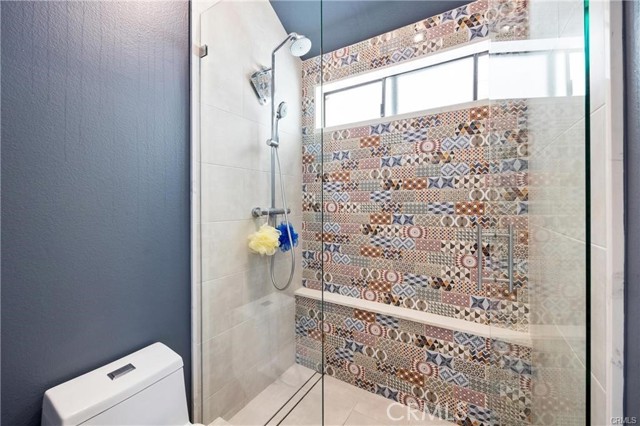 Detail Gallery Image 16 of 24 For 2440 Brittany Woods Ln, Costa Mesa,  CA 92627 - 3 Beds | 2 Baths