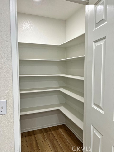 39293 Cayman Court, Murrieta CA: https://media.crmls.org/medias/8fd24737-061b-4e68-80e6-7c9634b7ed0f.jpg