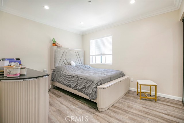 Detail Gallery Image 19 of 38 For 17465 Tuscan Dr, Granada Hills,  CA 91344 - 4 Beds | 3 Baths