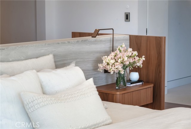 101 N Poinsettia Avenue, Manhattan Beach CA: https://media.crmls.org/medias/8fd3eedf-d4b2-4433-bd81-1e43467259f7.jpg