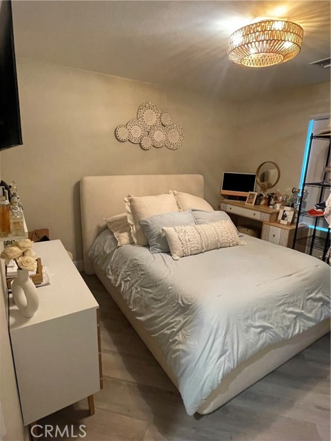 24269 Sonieta Court, Corona CA: https://media.crmls.org/medias/8fd435e5-54a9-4286-9249-c44bd9ce12f1.jpg