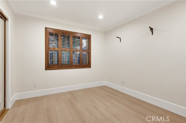 Image 19 of 50 For 5556 Temple City