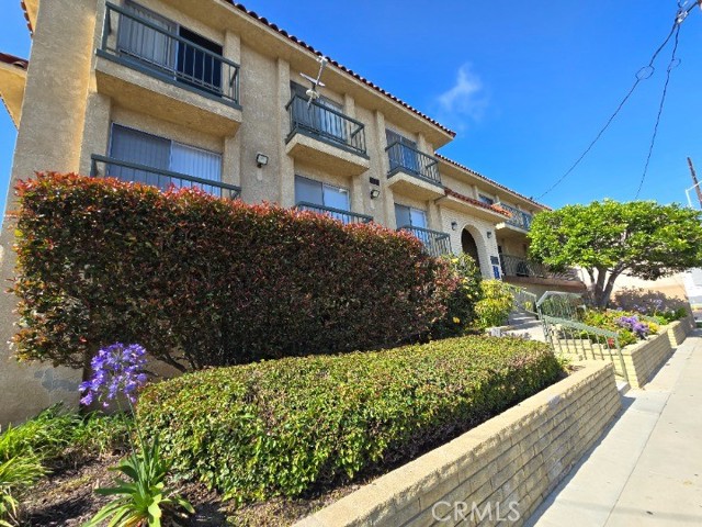 4015 W 137th Street, Hawthorne CA: https://media.crmls.org/medias/8fd4b0a3-4394-46e9-91e0-39c4b5bad293.jpg