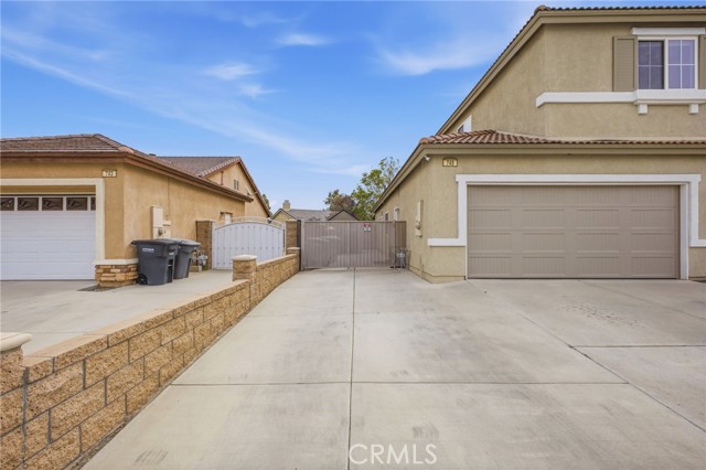 Detail Gallery Image 5 of 47 For 745 Sweet Clover, San Jacinto,  CA 92582 - 5 Beds | 3 Baths