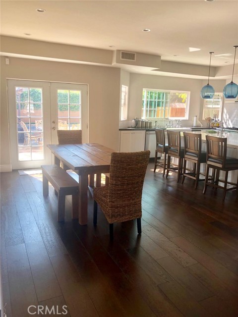 Detail Gallery Image 6 of 25 For 5503 Tampa Ave, Tarzana,  CA 91356 - 5 Beds | 4/1 Baths