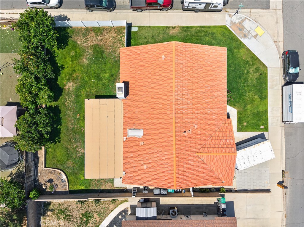 https://media.crmls.org/medias/8fd75007-126b-4a6d-b5b1-0b90ab088b54.jpg?preset=X-Large