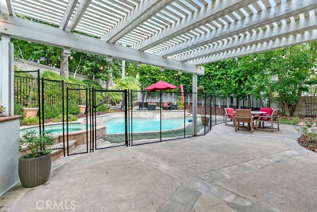 Detail Gallery Image 15 of 56 For 6 Trapani, Laguna Niguel,  CA 92677 - 4 Beds | 4/1 Baths