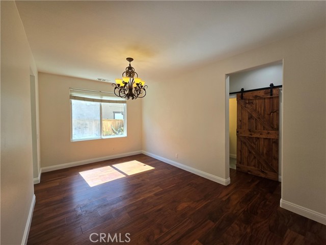 Detail Gallery Image 6 of 23 For 20663 Azalea Terrace Rd, Riverside,  CA 92508 - 3 Beds | 2/1 Baths