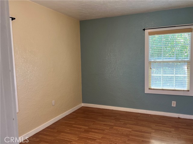 Detail Gallery Image 16 of 25 For 19260 Diplomat Ave, Corona,  CA 92881 - 2 Beds | 2 Baths