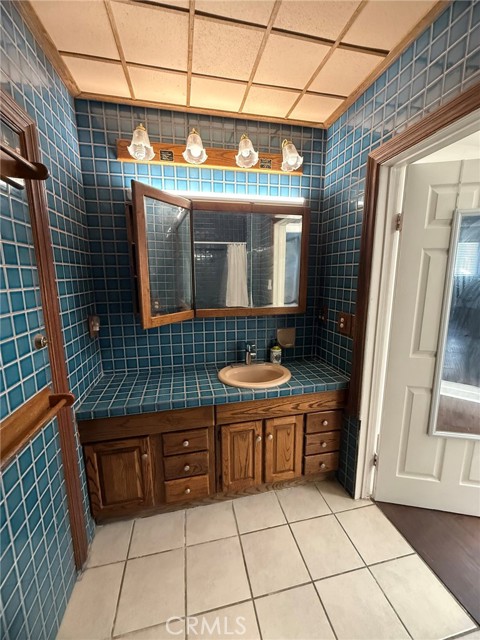 Detail Gallery Image 10 of 13 For 260 E South St, Long Beach,  CA 90805 - 2 Beds | 1 Baths