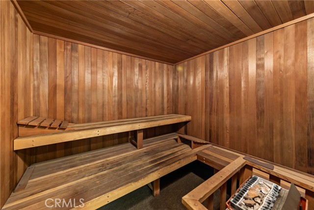 Detail Gallery Image 20 of 29 For 441 E San Jose #111,  Burbank,  CA 91501 - 2 Beds | 2 Baths