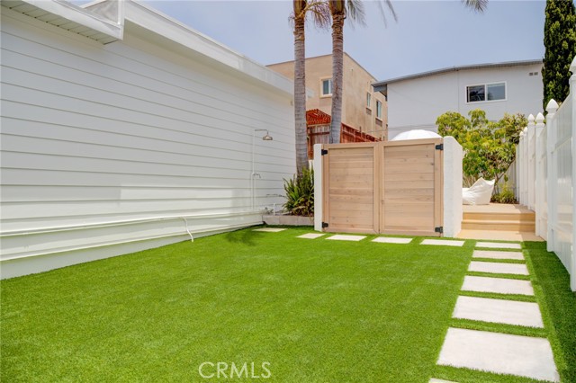 1250 Corona Street, Hermosa Beach, California 90254, 3 Bedrooms Bedrooms, ,Residential,Sold,Corona,SB23027330