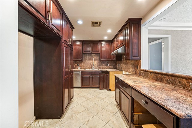 440 N Durrell Ave, Azusa, CA 91702 photo 5