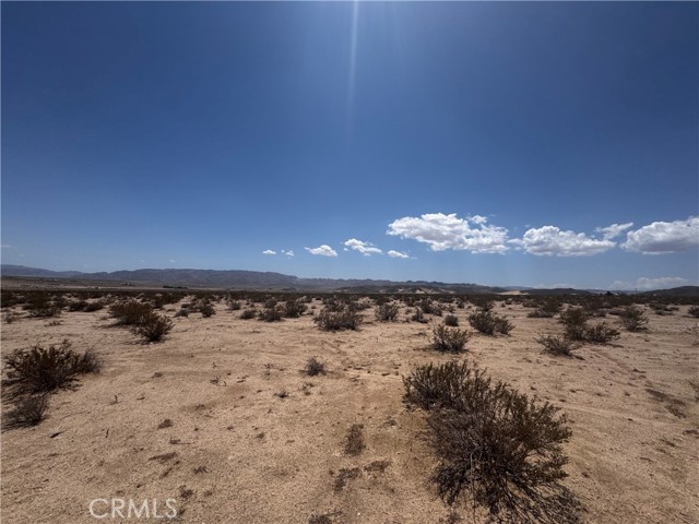 68203 Old Chisholm Trail, 29 Palms CA: https://media.crmls.org/medias/8fdba4f4-fe62-4273-938a-fb1ab04e598a.jpg