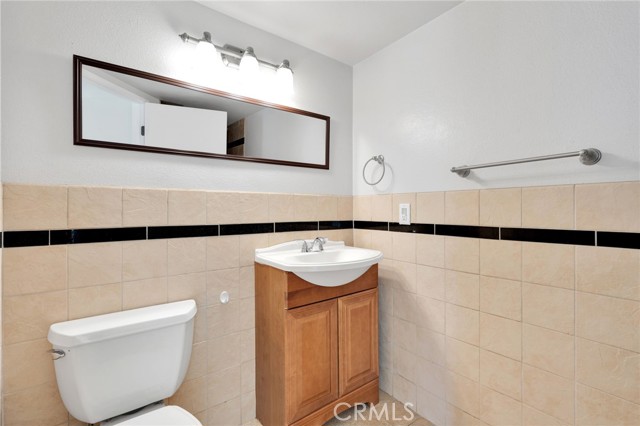 Detail Gallery Image 28 of 66 For 12734 Trotters Ln, Victorville,  CA 92392 - 3 Beds | 3 Baths