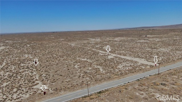 10900 Avenue H, Lancaster CA: https://media.crmls.org/medias/8fdbf555-75a2-457c-9aad-05e975d5eeac.jpg