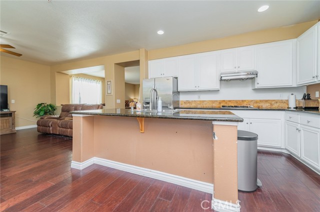 Detail Gallery Image 23 of 45 For 5891 Forest Oaks, Fontana,  CA 92336 - 6 Beds | 4/1 Baths