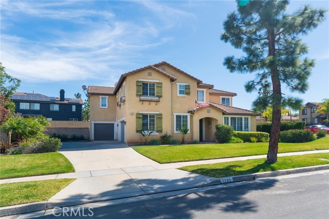 Detail Gallery Image 3 of 32 For 2295 Shanna Carle Dr, Corona,  CA 92882 - 4 Beds | 3/1 Baths