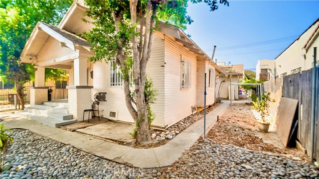 1201 Olive Avenue, Long Beach, California 90813, ,Multi-Family,For Sale,Olive,PW24198055