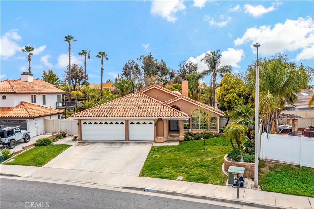 39760 Ridgedale Drive