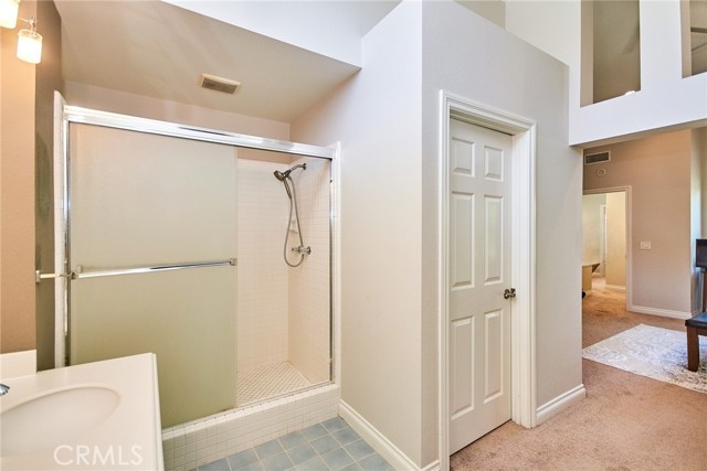 19 Las Cruces, Irvine CA: https://media.crmls.org/medias/8fde583a-133f-4358-88f8-5fd7bc0e20ea.jpg