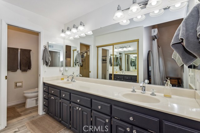 2176 N Pami Circle, Orange CA: https://media.crmls.org/medias/8fdea543-c6f9-4b99-9fc7-05fdf0c63546.jpg