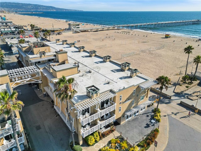 1300 The Strand, Hermosa Beach, California 90254, 1 Bedroom Bedrooms, ,1 BathroomBathrooms,Residential,For Sale,The Strand,SB24169998