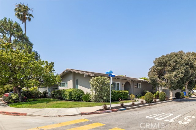 1821 Herrin Street, Manhattan Beach, California 90266, 3 Bedrooms Bedrooms, ,2 BathroomsBathrooms,Residential,For Sale,Herrin,SB24138438