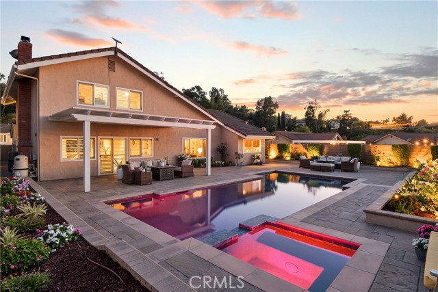 536 S Tumbleweed Road, Anaheim Hills CA: https://media.crmls.org/medias/8fdf0b6d-0c1a-4c73-bd53-59b1a1f9d68f.jpg
