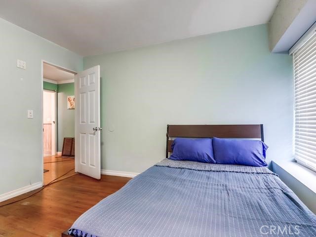 Image 35 of 60 For 20833 Verne Avenue
