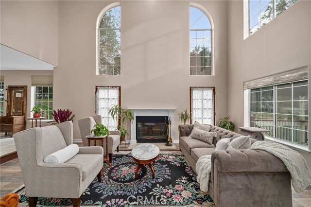 Detail Gallery Image 10 of 60 For 334 Lakeside, Redlands,  CA 92373 - 4 Beds | 4 Baths