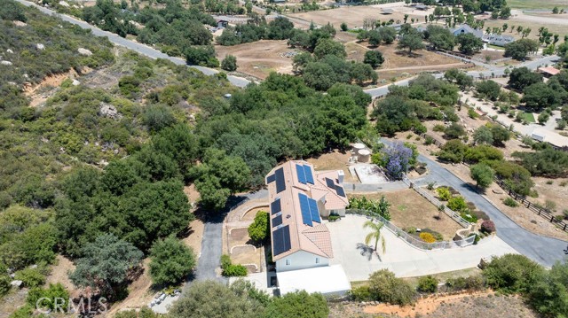 18380 Avenida Caleta, Murrieta CA: https://media.crmls.org/medias/8fe1262a-d23a-4be0-9709-894eb622be62.jpg