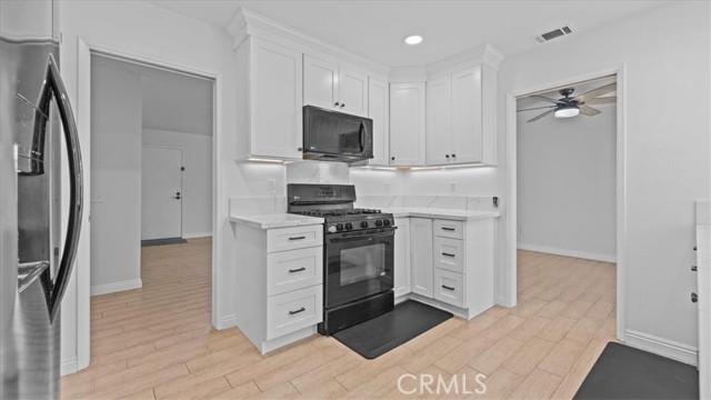 Detail Gallery Image 9 of 25 For 1692 Carmel Cir, Upland,  CA 91784 - 3 Beds | 2 Baths