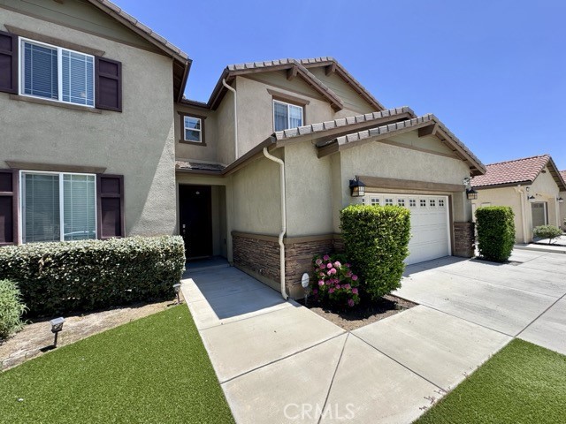 29183 Abelia Glen Street, Menifee CA: https://media.crmls.org/medias/8fe1cc34-4bf8-48b2-97c3-257a662932f2.jpg