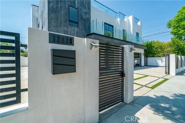 Detail Gallery Image 54 of 57 For 13838 Milbank St, Sherman Oaks,  CA 91423 - 4 Beds | 4 Baths