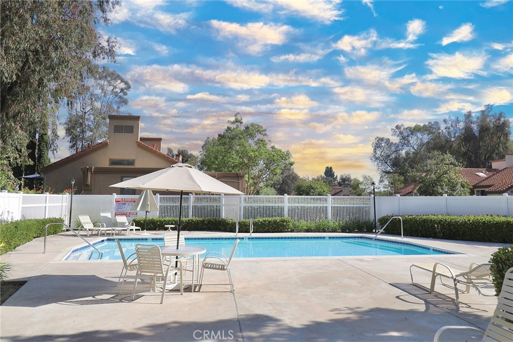 9896 Scripps Westview Way - photo 11