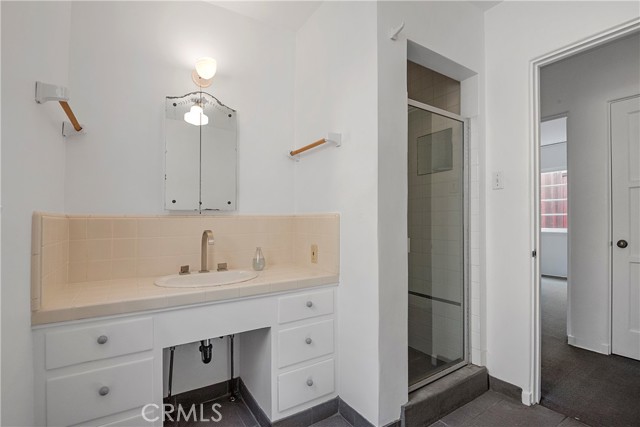 225 27th Street, Manhattan Beach, California 90266, 4 Bedrooms Bedrooms, ,2 BathroomsBathrooms,Residential,Sold,27th,SB21159136