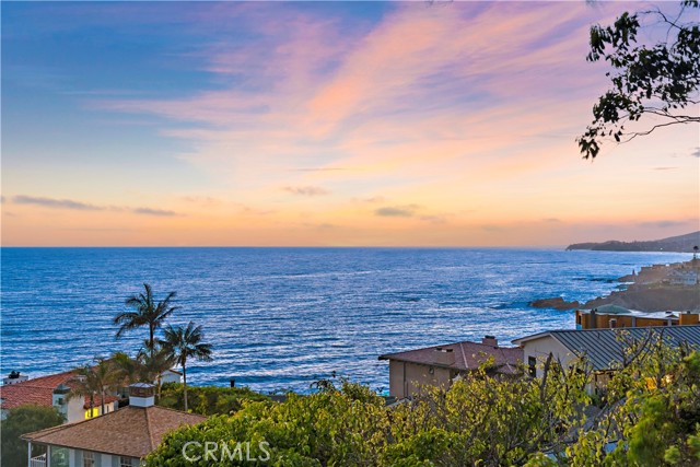 Detail Gallery Image 36 of 69 For 2623 Victoria Dr, Laguna Beach,  CA 92651 - 4 Beds | 3/1 Baths