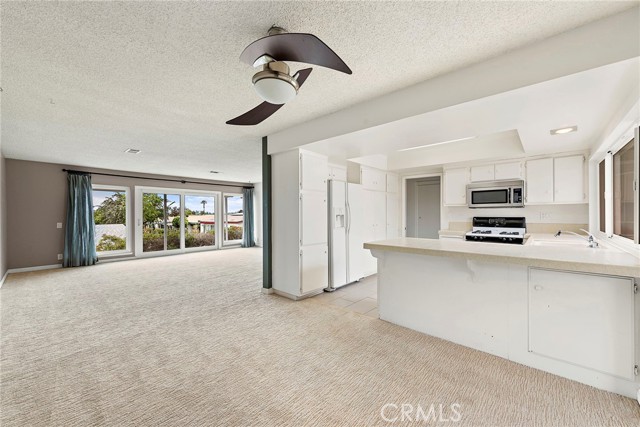 3808 Vista Campana, Oceanside, California 92057, 2 Bedrooms Bedrooms, ,2 BathroomsBathrooms,Residential rental,For Sale,Vista Campana,OC24076821