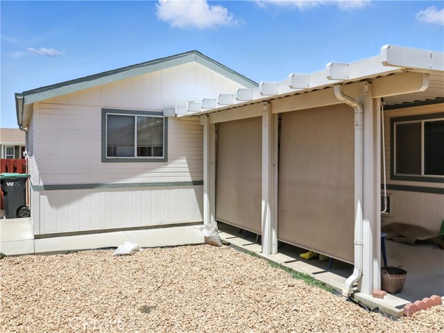 27250 Murrieta Road, Menifee CA: https://media.crmls.org/medias/8fe473d1-8636-4986-a8b2-4c643dab3753.jpg