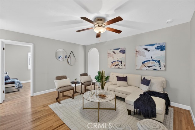 Detail Gallery Image 17 of 59 For 2225 E Grove Ave, Orange,  CA 92867 - 4 Beds | 3 Baths