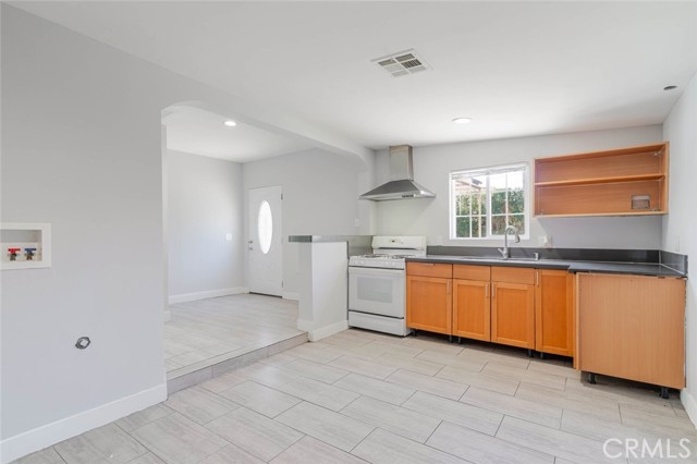 Detail Gallery Image 30 of 39 For 731 & 733 N. Alexander St, San Fernando,  CA 91340 - 5 Beds | 3 Baths