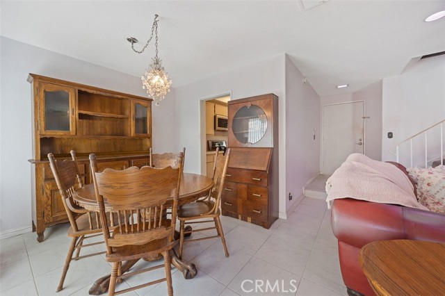 Detail Gallery Image 4 of 19 For 21107 via Arnaz, Yorba Linda,  CA 92887 - 2 Beds | 2/1 Baths