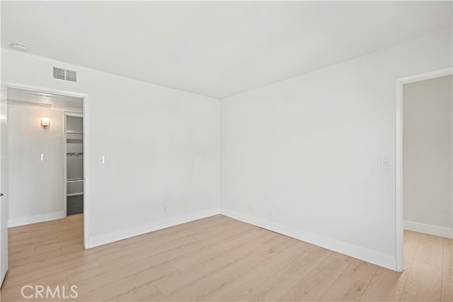 125 Allen, Pasadena CA: https://media.crmls.org/medias/8fe7e532-e9da-4ef0-9b30-377595fc45ff.jpg