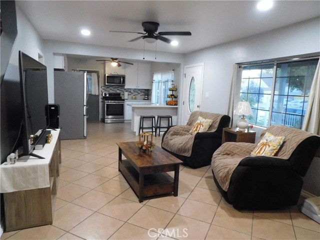 Detail Gallery Image 15 of 26 For 12818 Duffield, La Mirada,  CA 90638 - 4 Beds | 2 Baths